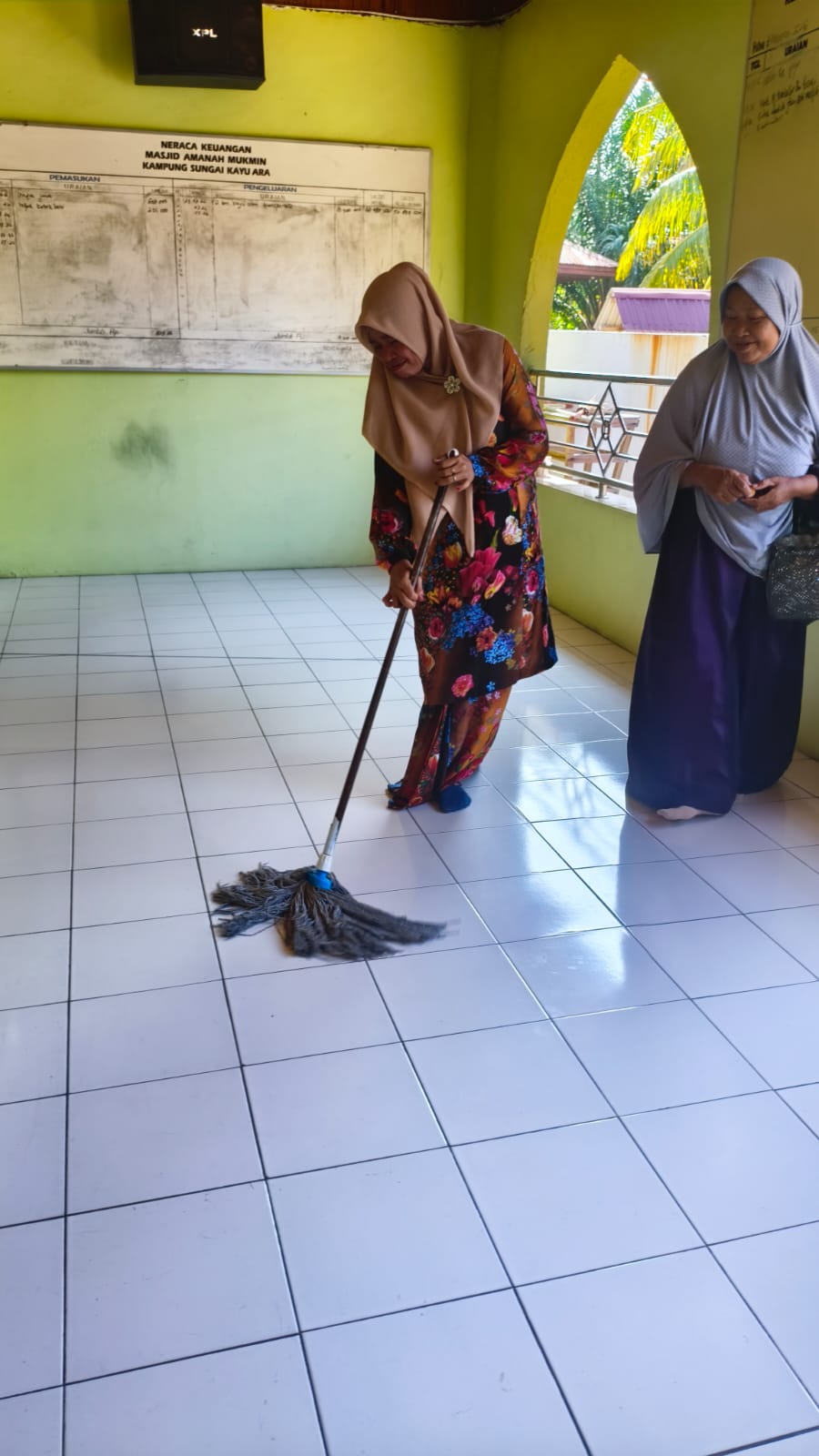 Dokumentasi kegiatan Bersih rumah ibadah Masjid Amanah Mukmin Sungai Kayu Ara Kecamatan Sungai Apit Kabupaten Siak 2026