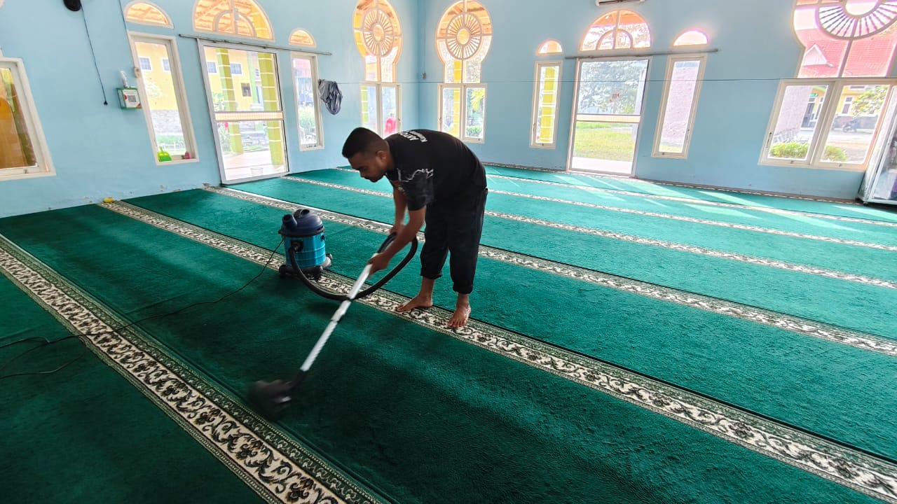 Dokumentasi kegiatan GEBER MAS MUSHALLA MIFTAHUNNAJAH KANTOR KEMENTERIAN AGAMA KABUPATEN SIAK DALAM RANGKA MENYAMBUT HUT RI KE 81
