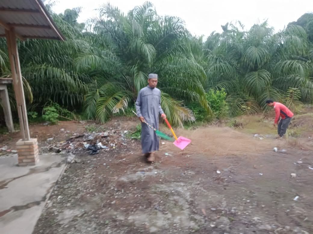 Dokumentasi kegiatan Masjid Bersih Ibadah Khusyu'