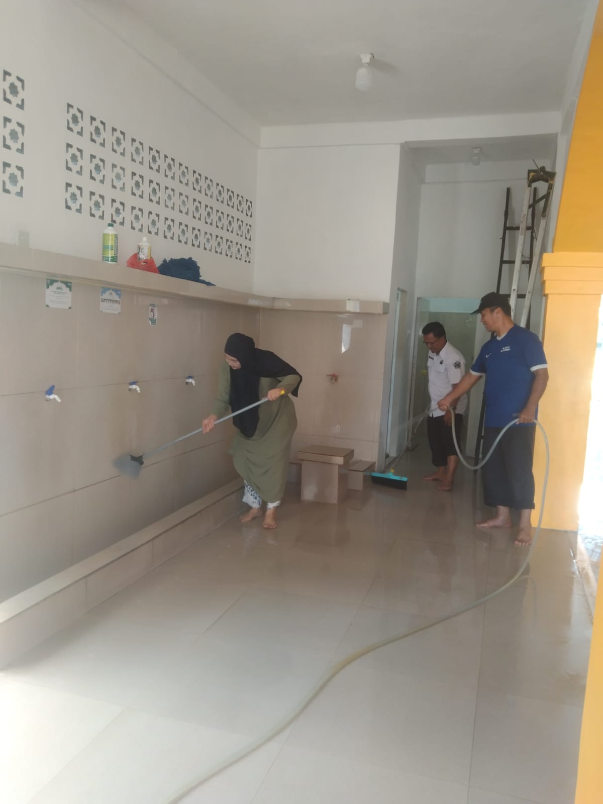 Dokumentasi kegiatan GEBER MASJID KUA LUBUK DALAM
