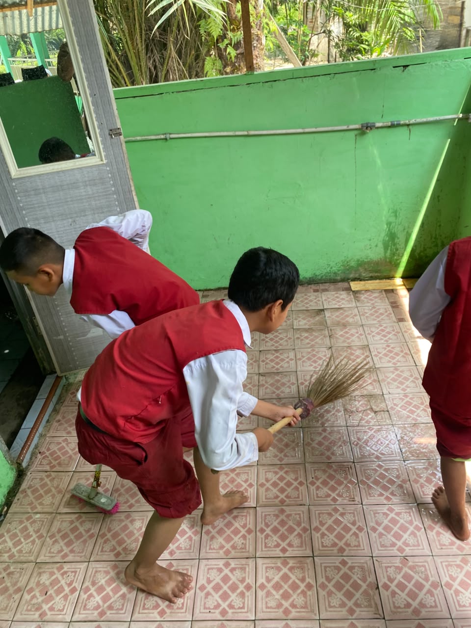 Dokumentasi kegiatan GEBER MAS BERSAMA GURU DAN SISWA MIS ALFURQAN DAN PENYULUH AGAMA KECAMATAN KANDIS